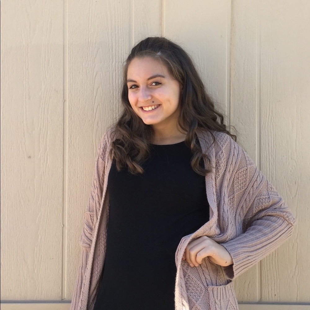 Meet your Posher, Lexi